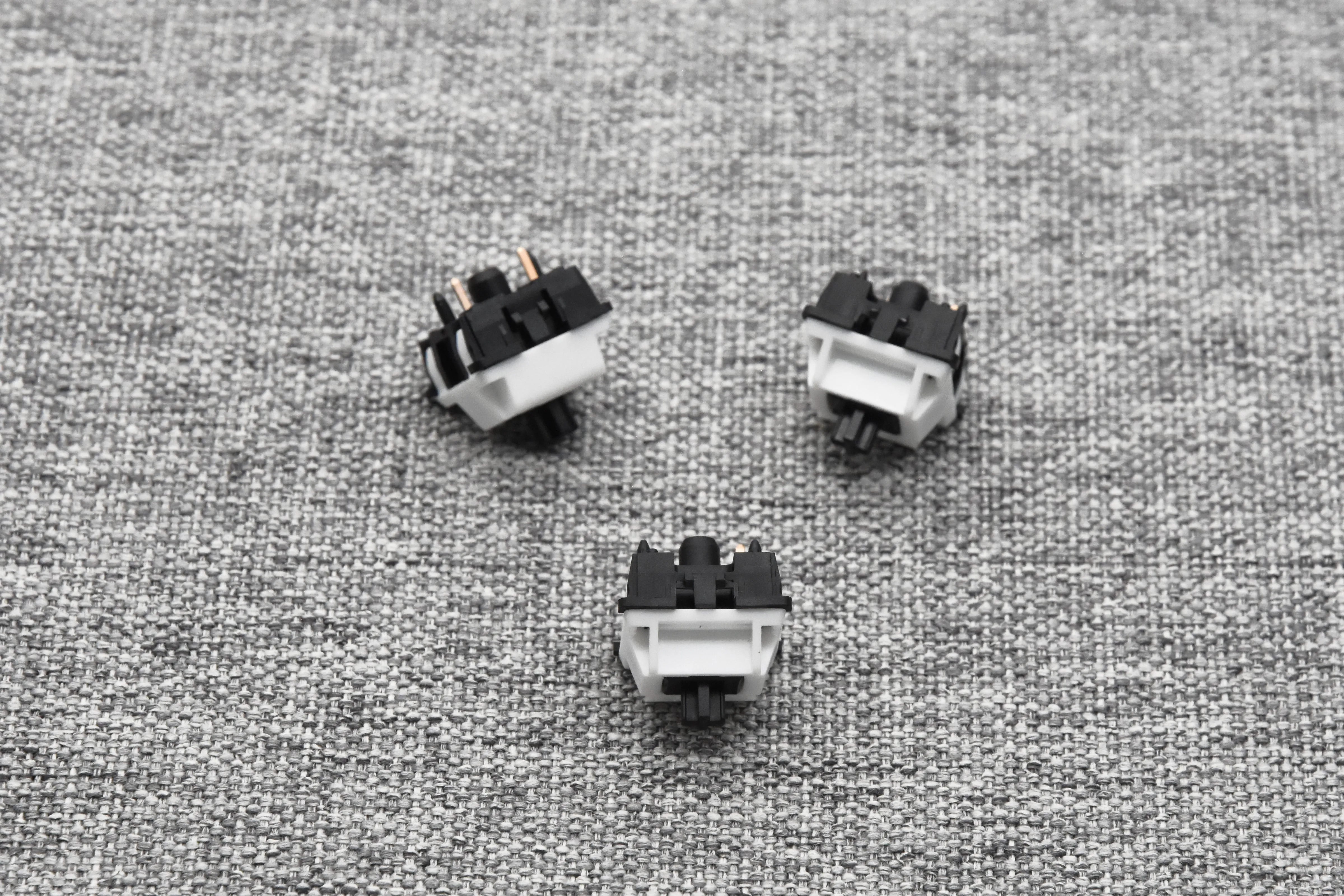 AKKO CS PIANO V3 PRO LINEAR SWITCH HAND LUBED EDITION (10PCS)