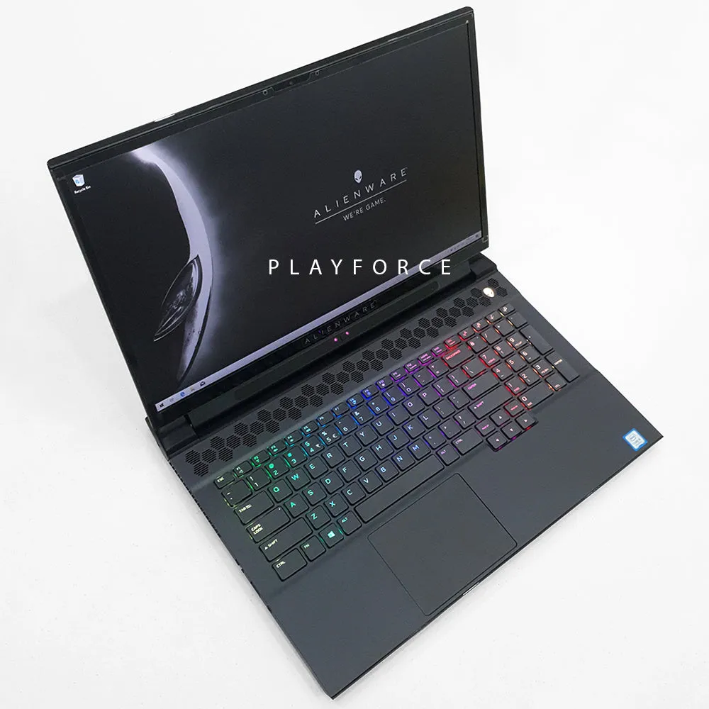 Alienware m17 R2 (i9-9980HK, RTX 2080, 16GB, 1TB SSD, 17-inch)