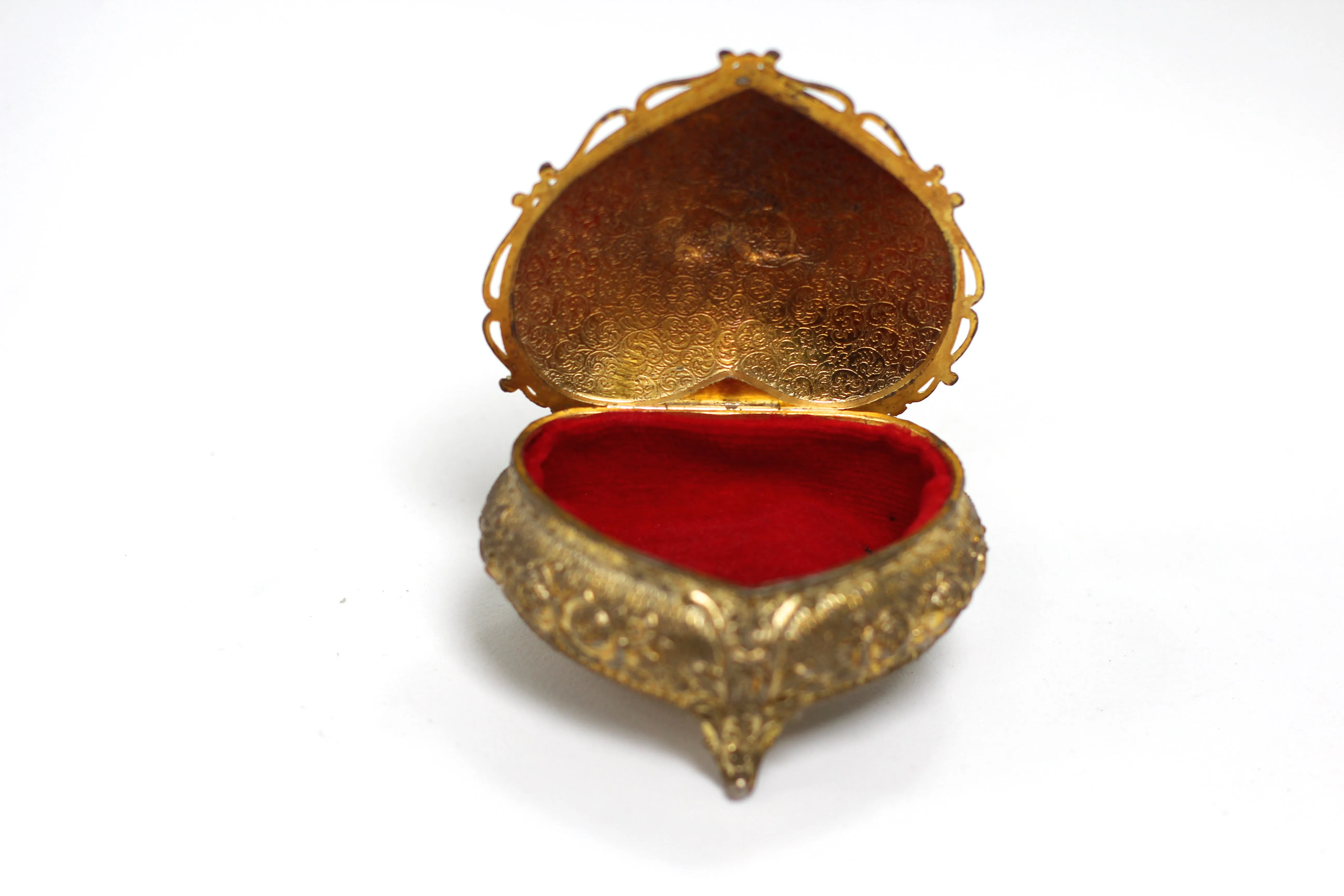 Antique Heart Shaped Gold White Jewelry Box