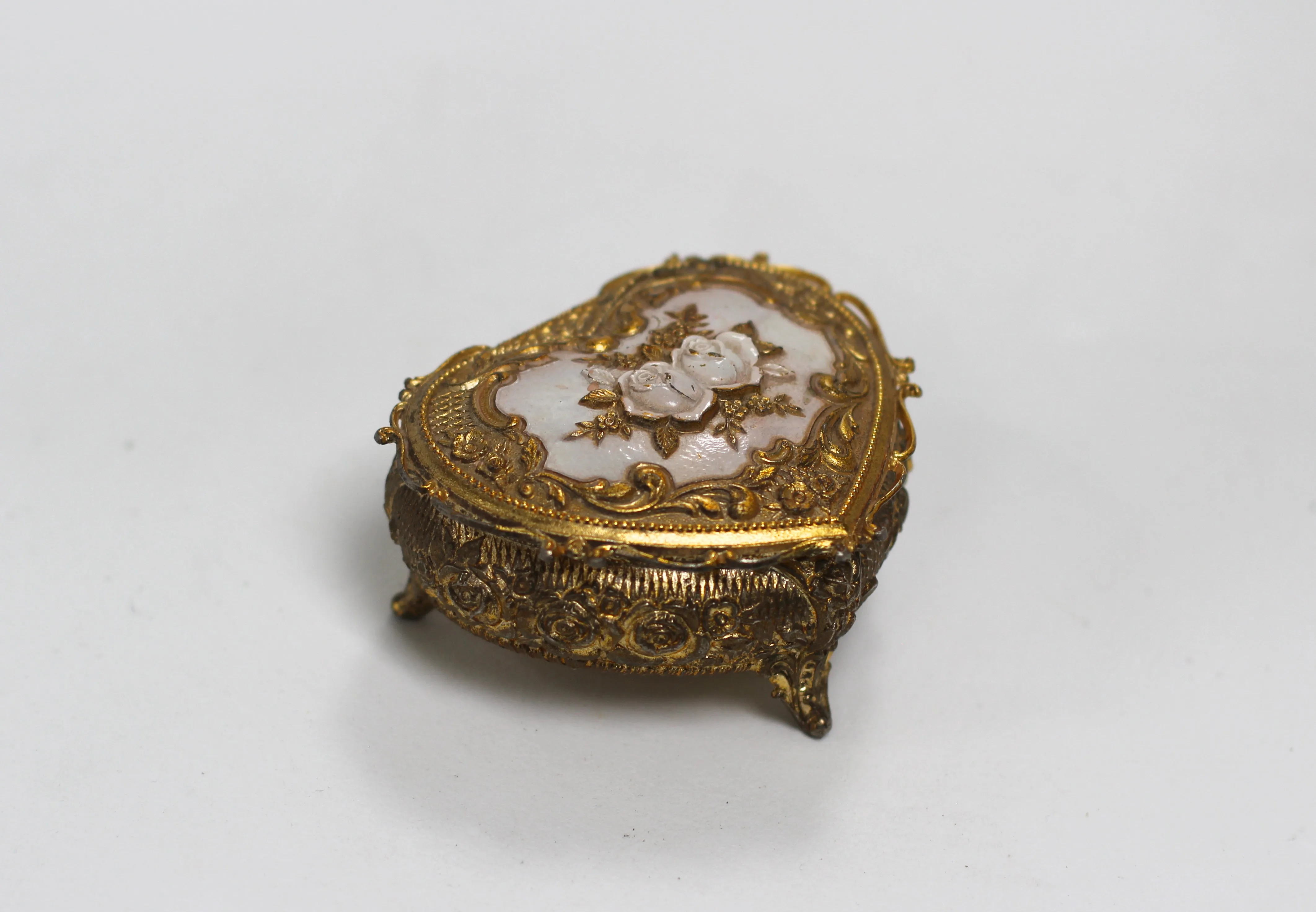 Antique Heart Shaped Gold White Jewelry Box