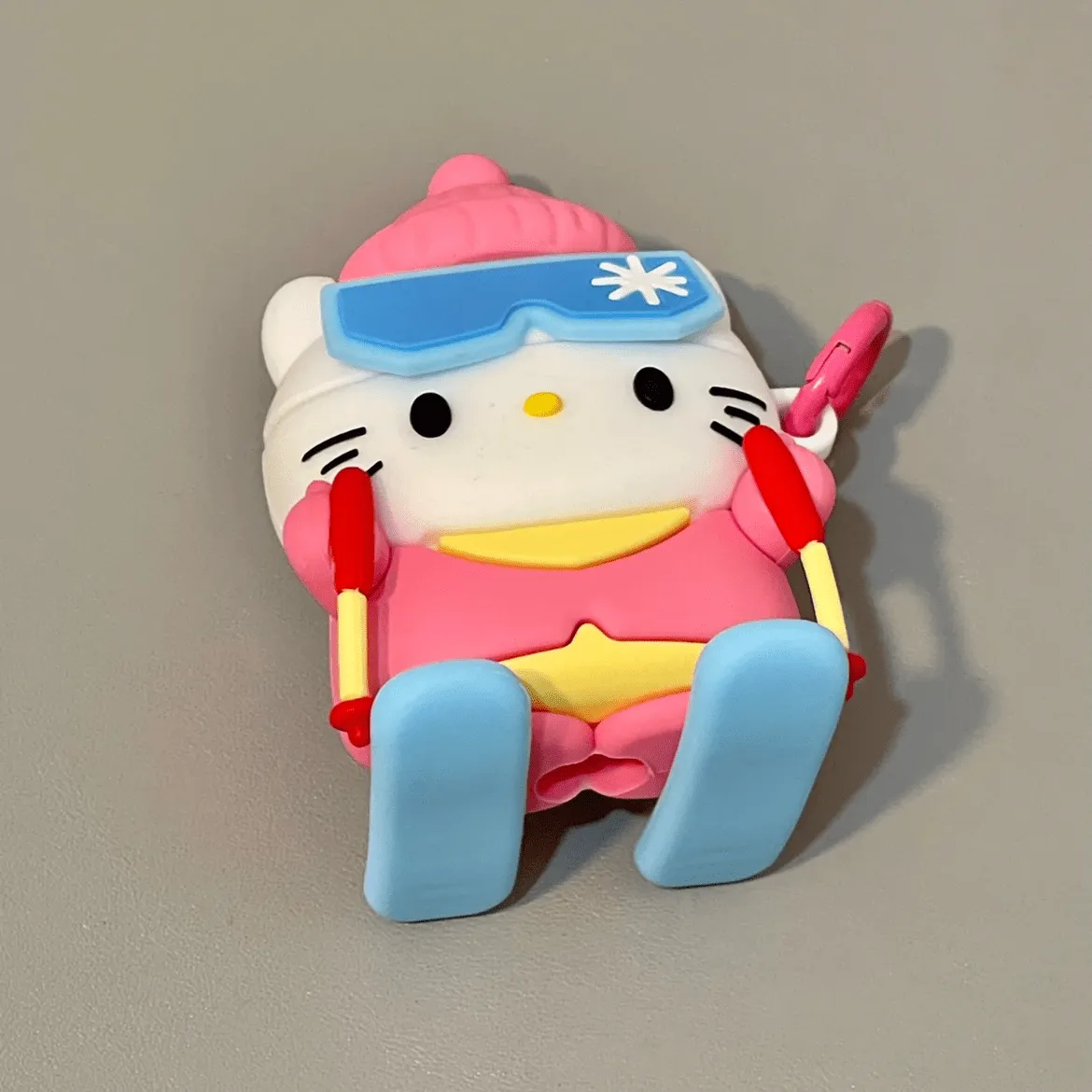 Cute Skiing Kitty Silicone AirPods Earphone Case