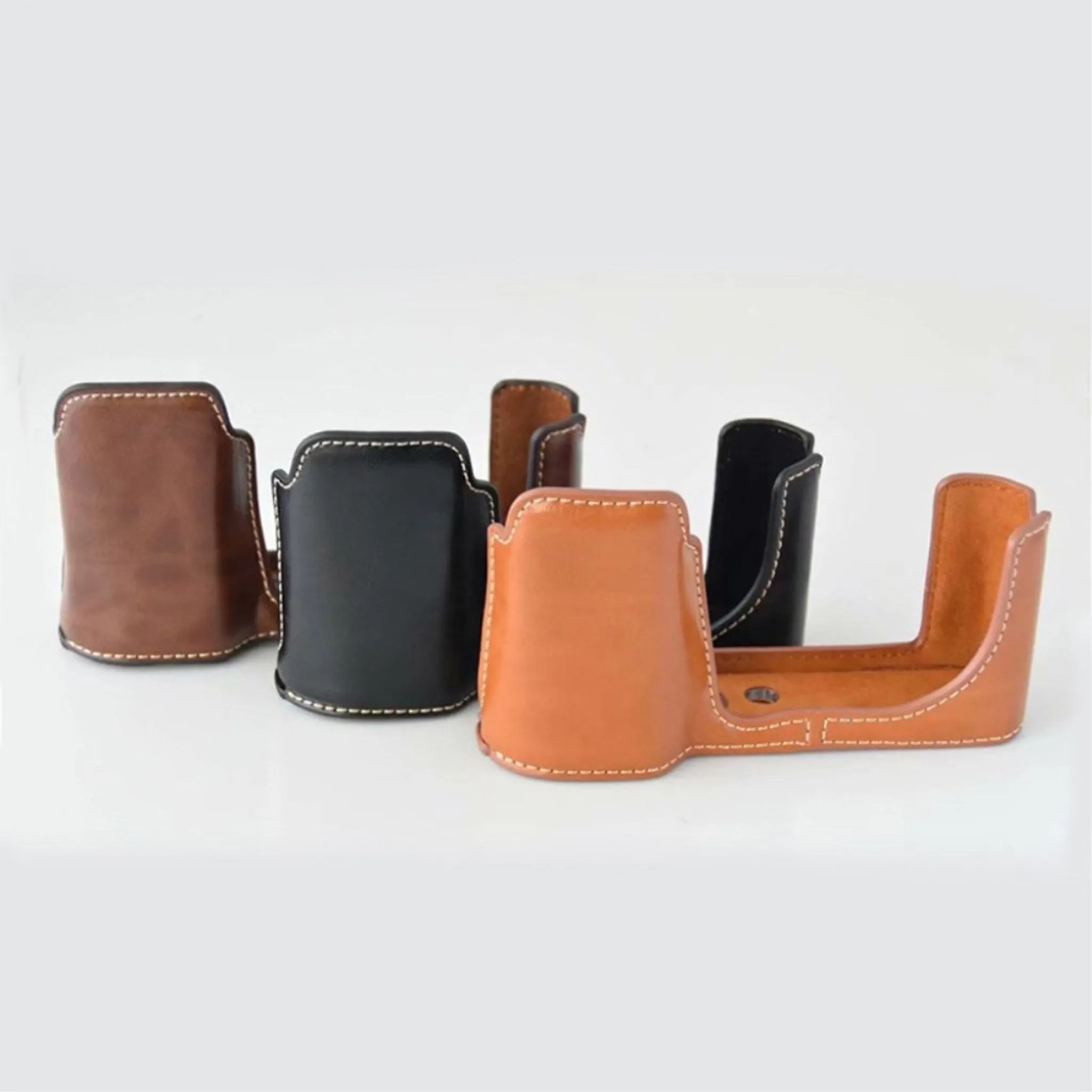 Leica T (Typ 701) leather cover with battery opening - Brown