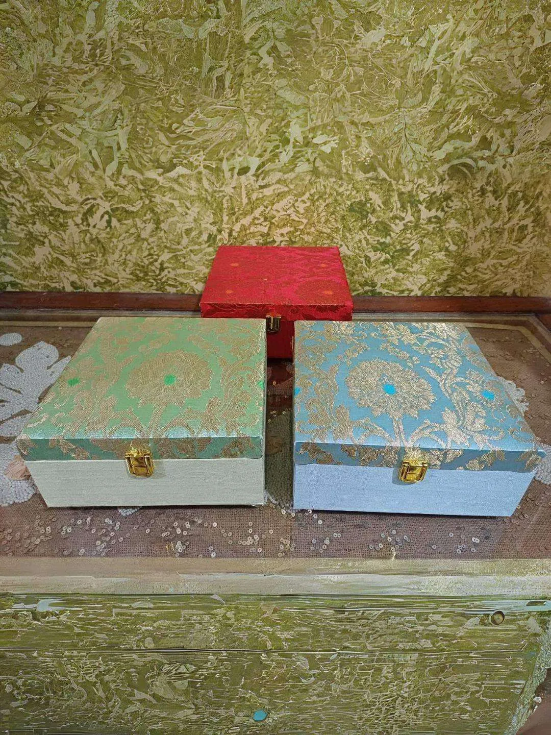 Mini Banarasi Trunk Box