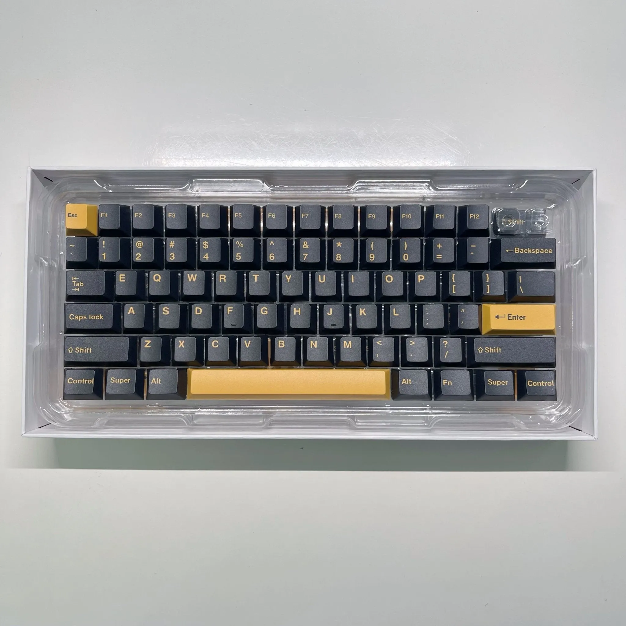 Shadow CLS PBT 135 Keycaps Cherry Profile