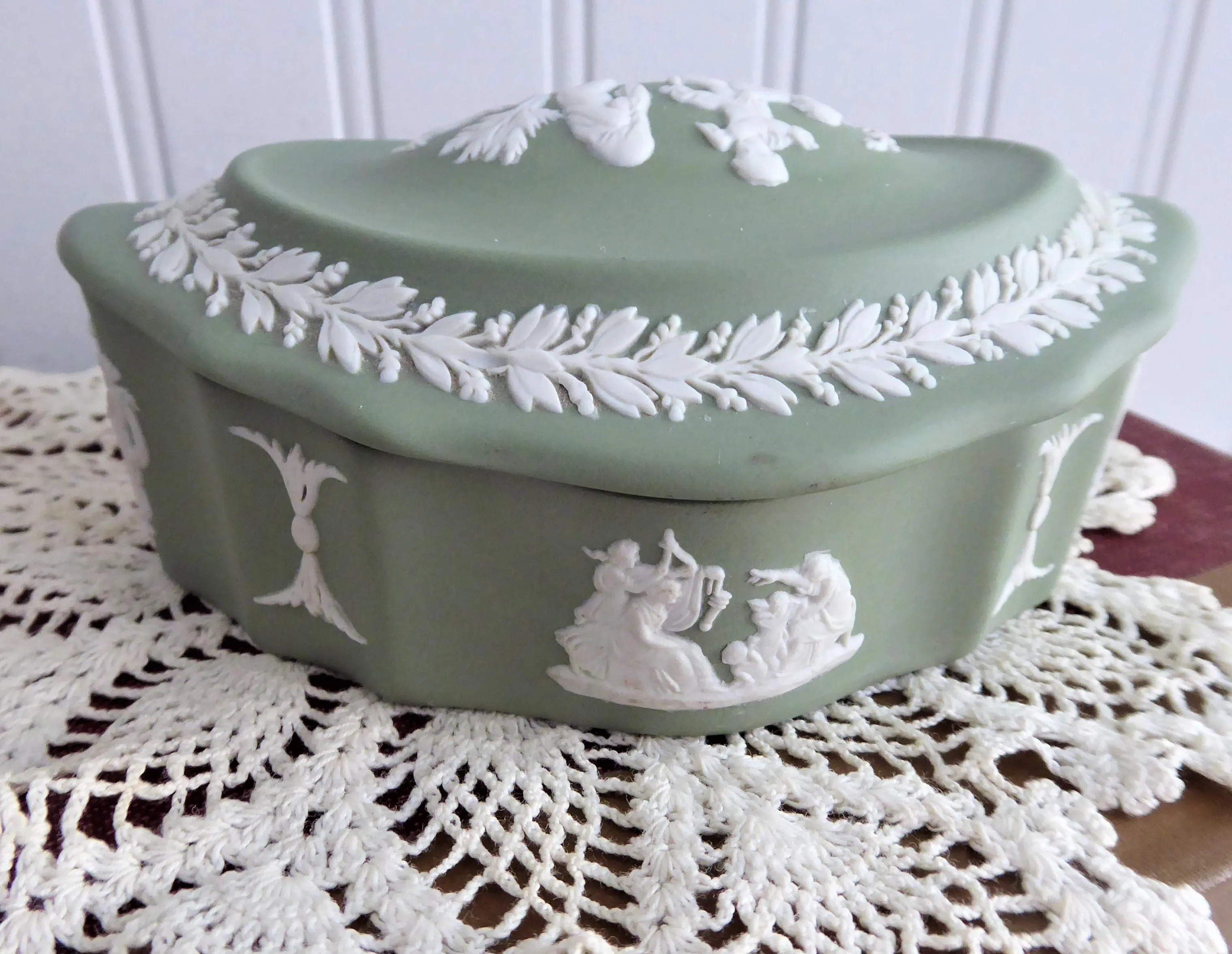 Wedgwood Green Jasperware Lidded Box 1975 Cherubs Domed Marquise Shape